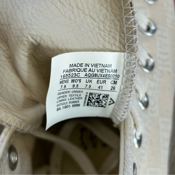 Kith x Converse Cream High-Tops - Picture 4 of 14